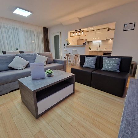 Residence-Apartment-Giuliano-Punta Skala, Petrcane Εξωτερικό φωτογραφία